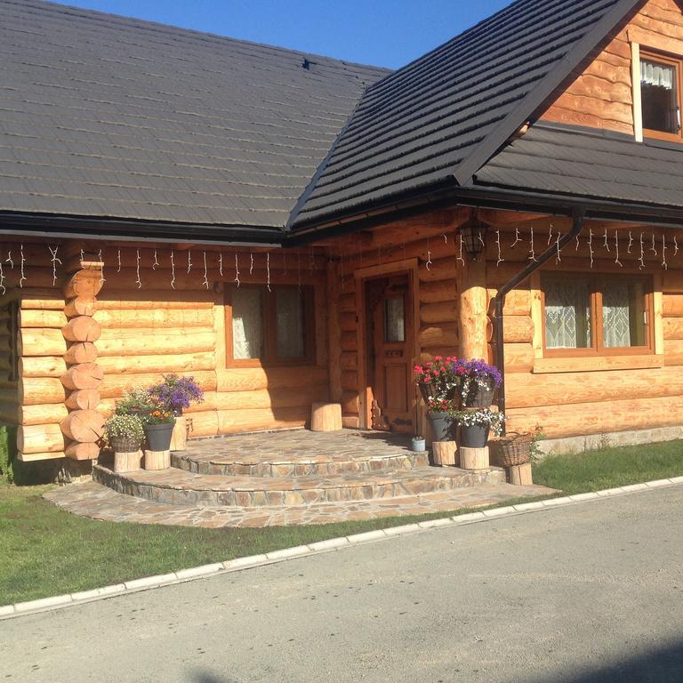 Udany Weekend Apartment Ustrzyki Dolne Exterior photo